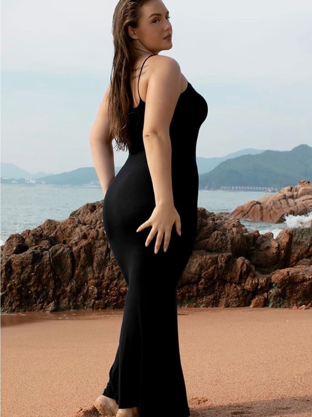 Sleek Black Bodycon Maxi Dress